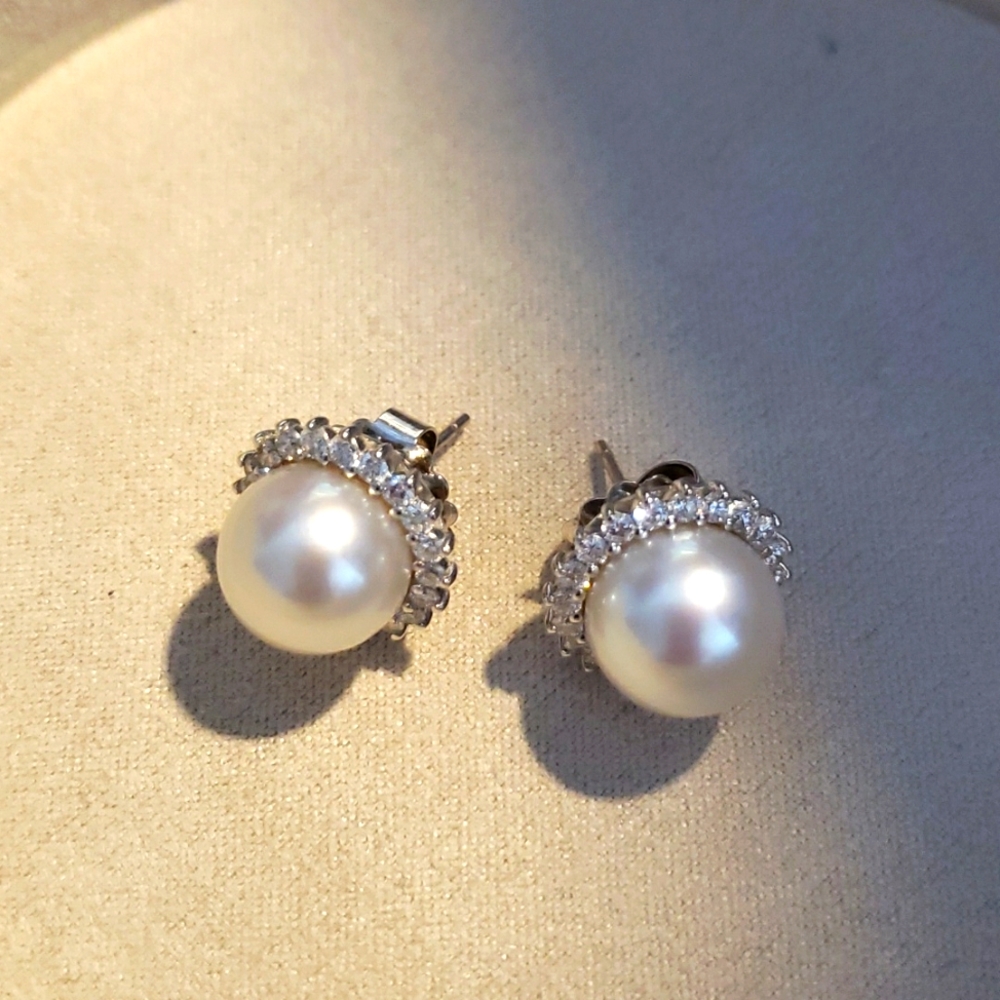 Pearl diamond earrings